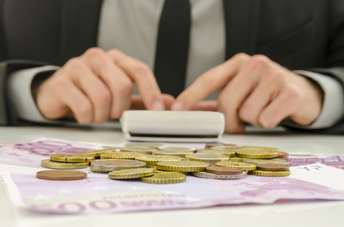 Durch einen guten Steuerberater lässt sich bares Geld sparen